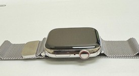 Good
													Apple Watch Series 6 44mm - Unlocked, Silver, A2294 - Cellular, Stainless Steel, photo 5 of 11