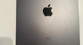 Good
													Apple iPad Pro 11" 2018 - Unlocked, Gray, 64 GB, A2013, photo 3 of 6
