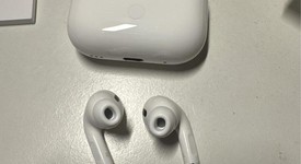 Used
													Apple AirPods Pro 2nd Gen - USB-C, photo 3 of 3