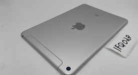 Good
													Apple iPad Mini 5th Gen - Unlocked, Silver, 64 GB, photo 2 of 5