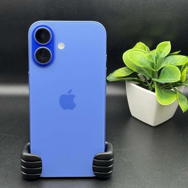 Apple iPhone 16 - Unlocked, 128 GB, Ultramarine, A3081