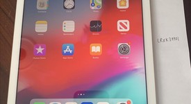 Good
													Apple iPad 5th Gen - Verizon, Gold, 32 GB, A1823, photo 2 of 9