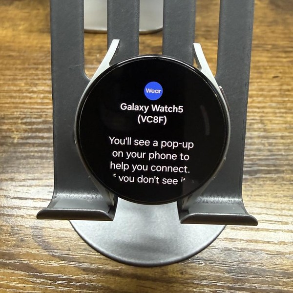 Samsung Galaxy Watch5 - Wi-Fi, Silver, 40mm