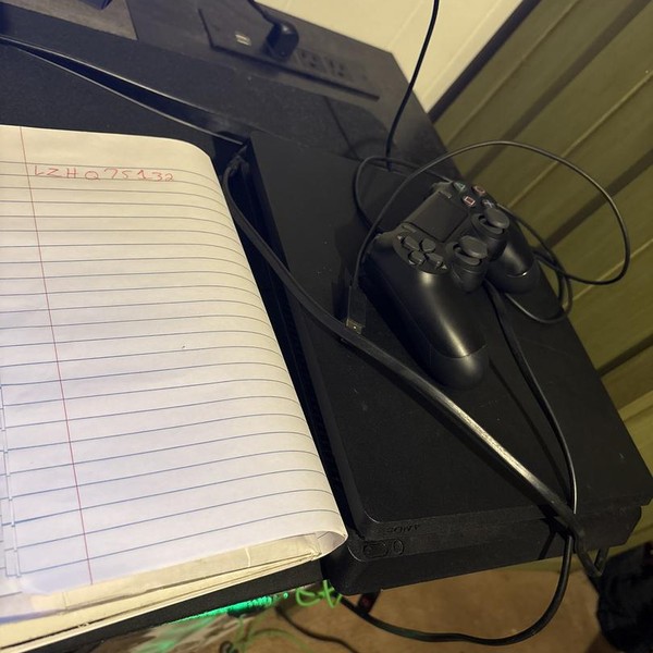 PlayStation 4 Slim - 1 TB, Black