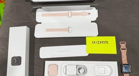 Good
													Apple Watch Series 5 40mm - T-Mobile, Gold, A2094 Cellular, Aluminum, photo 3 of 6