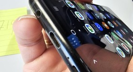 Good
													Samsung Galaxy S9 - Unlocked, Black, 64 GB, SM-G960U1, photo 2 of 5