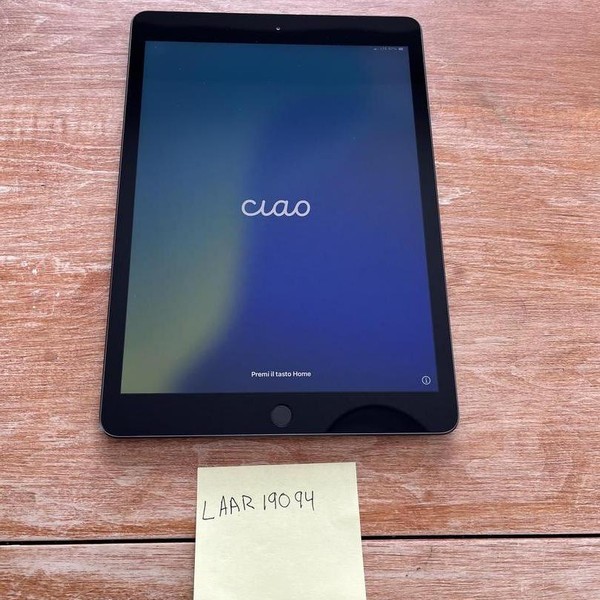 Apple iPad 8th Gen - Unlocked, 32 GB, Gray, A2428