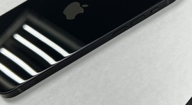 Mint
													Apple iPhone 12 - Unlocked, Black, 64 GB, A2172, photo 3 of 6