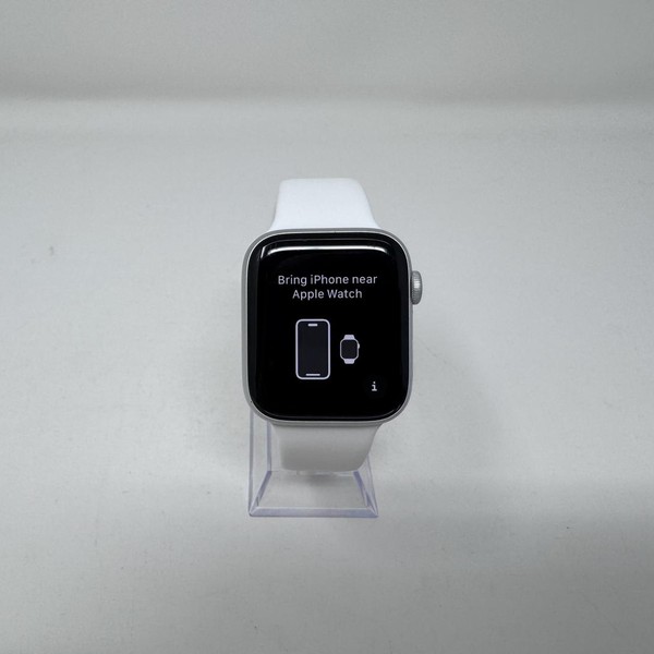Apple Watch Series 4 44mm - Silver, A1978 - GPS, Aluminum