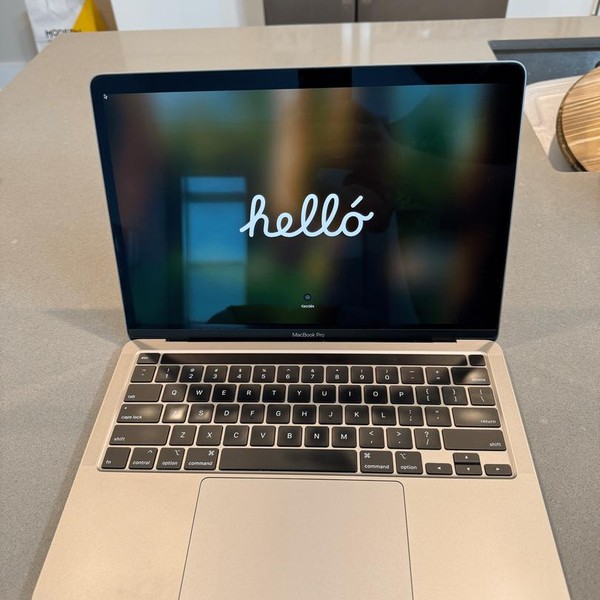 MacBook Air 2020 - 13 inch - 256 GB, Gray, 8 GB, Intel Core i5