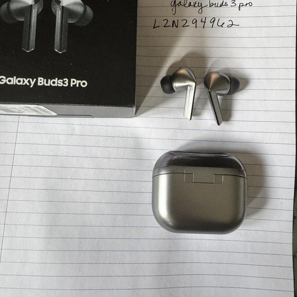 Samsung Galaxy Buds3 Pro - Silver