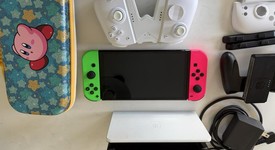 Good
													Nintendo Switch - OLED - Red & Blue, 64 GB, photo 4 of 5