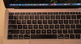 Good
													MacBook Air 2019 - 13" - I5, Gray, 128 GB, 8 GB, photo 2 of 9