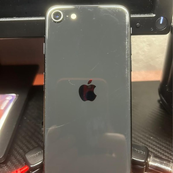Apple iPhone SE 2nd Gen 2020 - Unlocked, 64 GB, Black, A2275