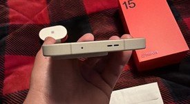 Mint
													OnePlus 15 - Unlocked, Sand Storm, 512 GB, 16 GB, photo 4 of 6