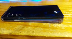 Good
													Motorola Edge - Unlocked, Black, 256 GB, 6 GB, photo 3 of 8
