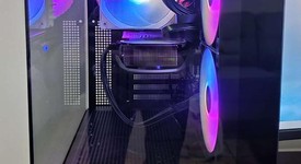 Mint
													Custom Gaming PC, photo 5 of 15
