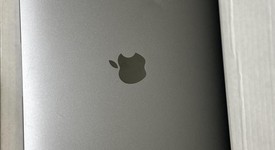 Good
													MacBook Air 2019 - 13" - I5, Gray, 256 GB, 8 GB, photo 4 of 11