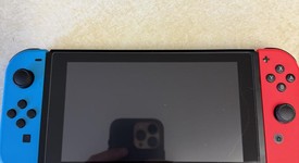 Good
													Nintendo Switch - Red & Blue, 32 GB, photo 5 of 6