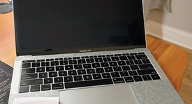 Good
													MacBook Pro 2017 (No Touch Bar) - 13" - I5, Silver, 256 GB, 8 GB, photo 3 of 12