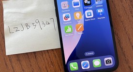 Mint
													Apple iPhone 13 - Unlocked, Midnight, 128 GB, A2482, photo 1 of 8