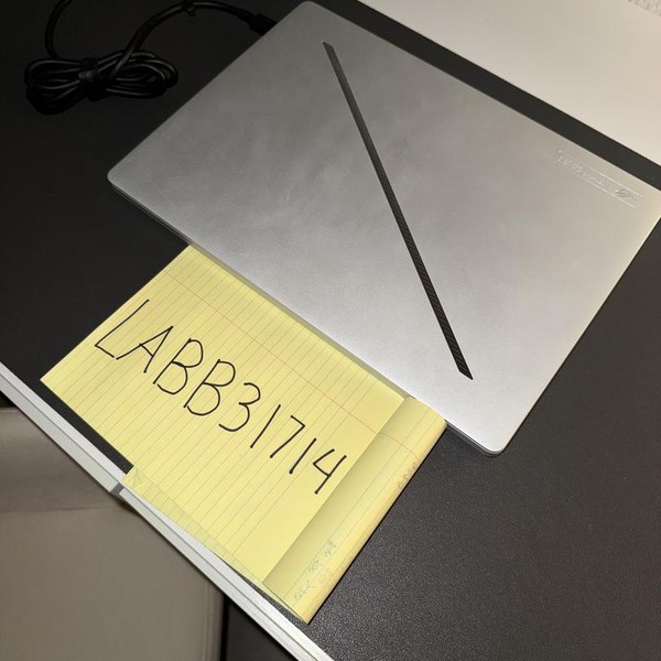 Asus ROG Zephyrus G14 (2025)  GA403 - AMD Ryzen AI 9, White, 1 TB, 32 GB