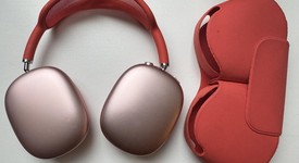 Used
													Apple AirPods Max - Pink, photo 3 of 5