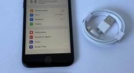Good
													Apple iPhone SE 3rd Gen 2022 - Unlocked, Midnight, 64 GB, A2595, photo 1 of 10