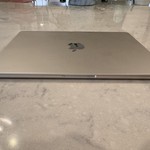 Mint MacBook Air 2024 (M3) - 13 inch - 256 GB, Starlight, 16 GB, Apple M3, 8-core GPU