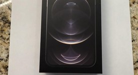 Good
													Apple iPhone 12 Pro Max - Unlocked, Graphite, 128 GB, A2342, photo 3 of 6