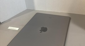Good
													Apple iPad 6th Gen - Unlocked, Gray, 32 GB, A1954, photo 5 of 5