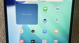 Mint
													Apple iPad Air 13" (M3) 2025 - Unlocked, Blue, 128 GB, photo 1 of 6