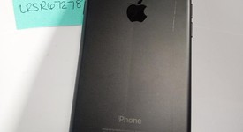 Good
													Apple iPhone 7 - Verizon, Black, 128 GB, A1660, photo 3 of 7