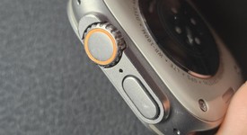 Good
													Apple Watch Ultra 49mm - Unlocked, Titanium, A2622, photo 3 of 15