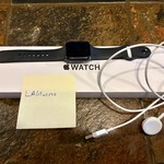 Good Apple Watch SE (1st Gen) 40mm - Gray, A2351 - GPS, Aluminum