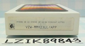 New
													Apple iPhone SE 3rd Gen 2022 - Verizon, Midnight, 64 GB, A2595, photo 4 of 5