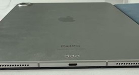 Mint
													Apple iPad Pro 13" (M4) 2024 - Unlocked, Silver, 512 GB, 8 GB, A2926, Standard Glass, photo 5 of 15