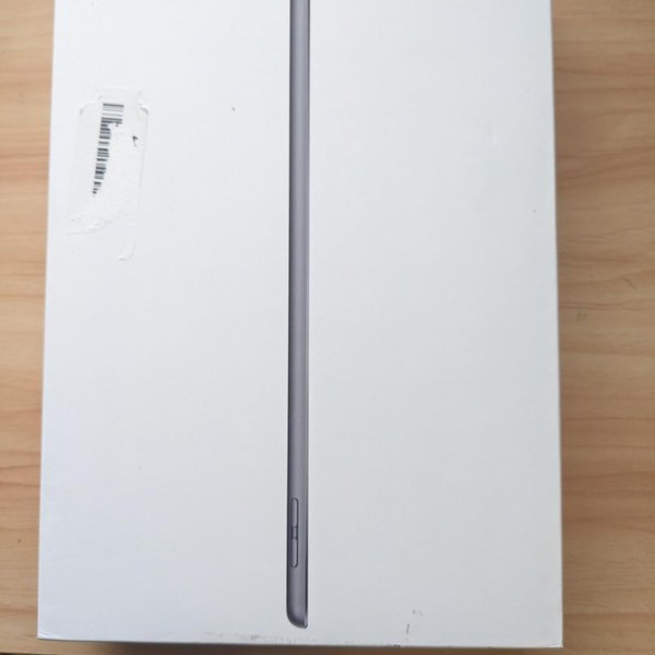 Apple iPad 9th Gen - Wi-Fi, 64 GB, Gray, A2602