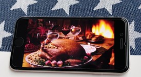 Mint
													Apple iPhone SE 3rd Gen 2022 - Unlocked, Starlight, 64 GB, A2595, photo 2 of 17