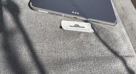 Good
													Apple iPad Pro 11" 4th Gen 2022 - Unlocked, Gray, 128 GB, photo 5 of 7