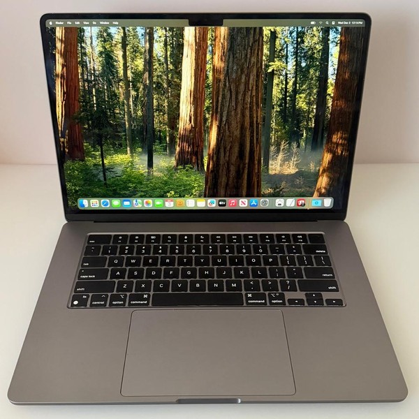 MacBook Air 2023 (M2) - 15 inch - 512 GB, Gray, 8 GB, Apple M2