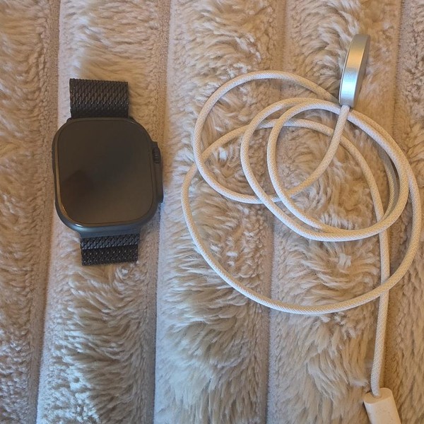 Apple Watch Ultra 2 49mm - Unlocked, Black, A2986