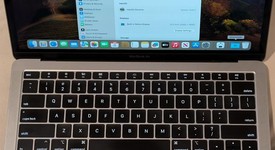 Good
													MacBook Air 2019 - 13" - I5, Gray, 128 GB, 8 GB, photo 1 of 10