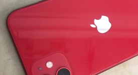 Fair
													Apple iPhone 11 - AT&T, Red, 64 GB, A2111, photo 3 of 7