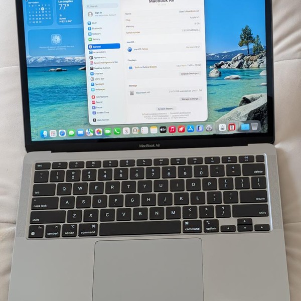 MacBook Air 2020 - 13 inch - 256 GB, Gray, 8 GB, Apple M1
