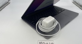 Good
													MacBook Pro 2020 - 13" - I5, Gray, 1 TB, 16 GB, photo 2 of 7