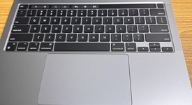 Good
													MacBook Pro 2020 - 13" - Apple M1, Gray, 1 TB, 16 GB, photo 3 of 9