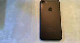Good
													Apple iPhone 7 - TracFone, Black, 32 GB, A1660, photo 6 of 6