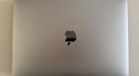 Good
													MacBook Pro 2017 (No Touch Bar) - 13" - I5, Gray, 256 GB, 8 GB, photo 2 of 9