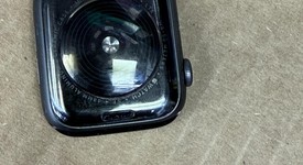 Good
													Apple Watch SE 1st Gen 44mm - Unlocked, Gray, A2354 - Cellular, Aluminum, photo 1 of 6